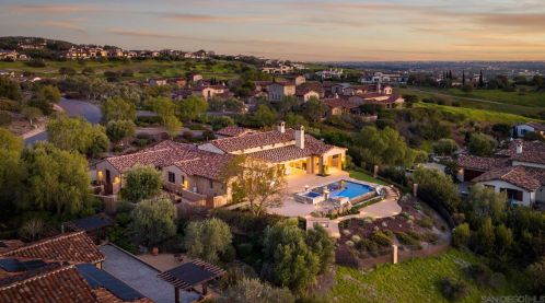 8411 Run Of The Knolls Ct, San Diego CA  92127 exterior