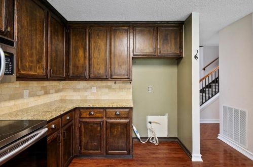 2308 Old Hickory Ln, Lewisville TX  75028-4593 exterior