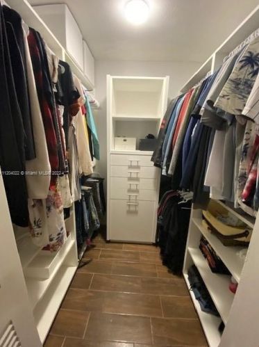 1350 123rd Ave, Hollywood FL 33026-4300 exterior