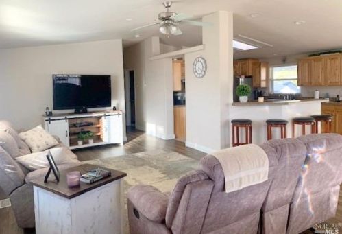 1114 Dale Ct, Santa Rosa CA  95401-4448 exterior