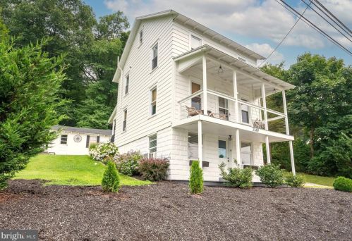 2149 Old Lancaster Pike, Swartzville, PA 17569-9139