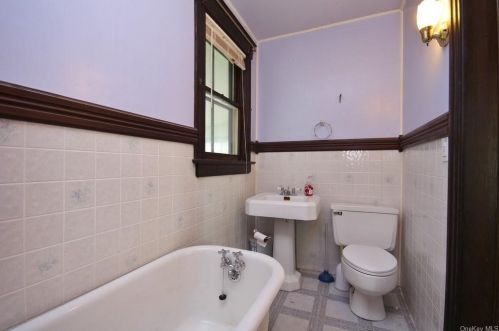 40 Liberty St, Middletown NY  10940-5521 exterior