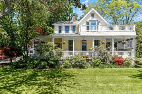 43 Verplank Ave, Stamford, CT 06902-8213