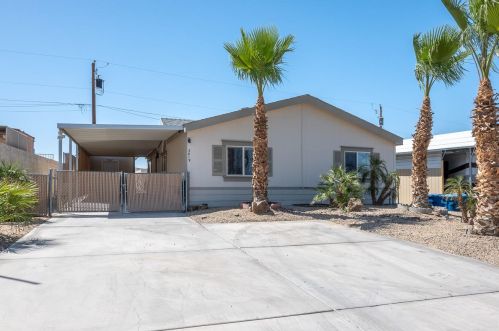 3019 Lake Dr, Lake Havasu City, AZ 86404-9786