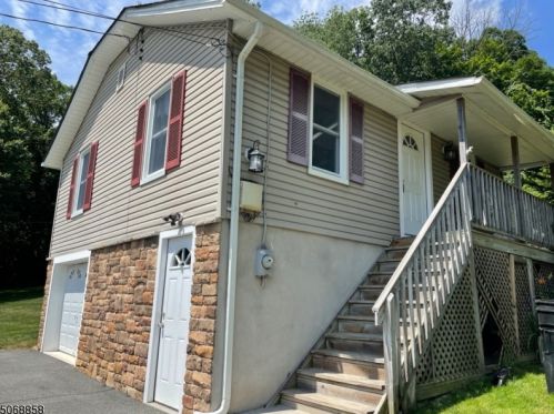 26 Old Brookside Rd, Dover NJ  07869-3604 exterior