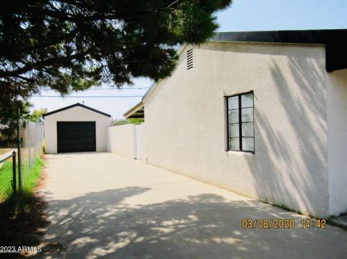 4016 11th Ave, Phoenix AZ  85013-3305 exterior