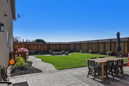 1442 Daisy Dr, Grayson CA  95363-8362 exterior