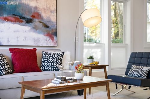 5926 Dover St, Oakland CA  94609-1426 exterior