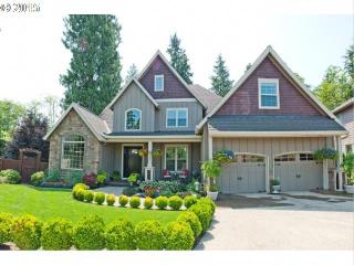 39586 Trillium St, Sandy, OR 97055-5401