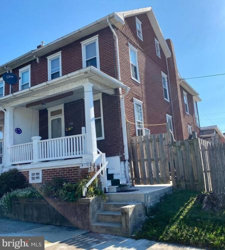 590 Monroe St, Harrisburg, PA 17113-2719