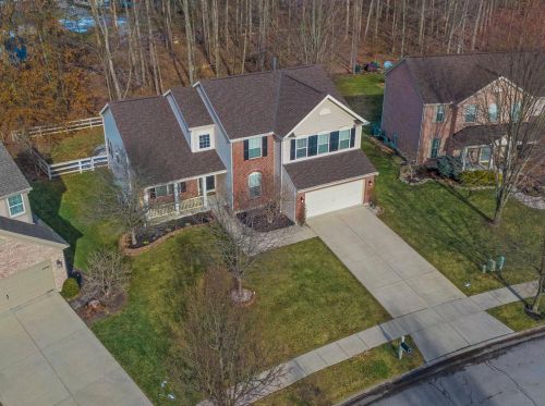 3634 Legend Oaks Dr, Amelia, OH 45102-1281