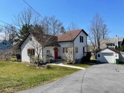 108 End Rd, New Hamburg, NY 12590-6534