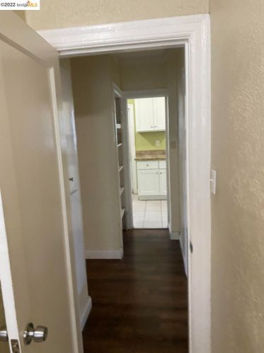 1741 101st Ave, Oakland CA  94603-3301 exterior