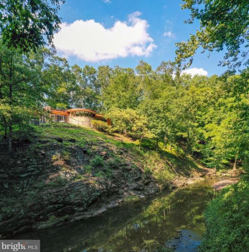 6390 Fleecy Dale Rd, Carversville, PA 18913-9703