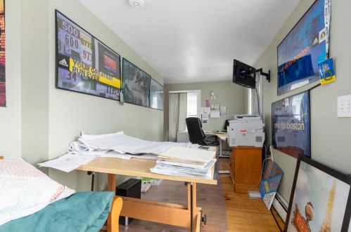 32 Pne St, Dover NH  03820-4202 exterior