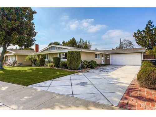 840 Waverly St, Orange, CA 92867-6958