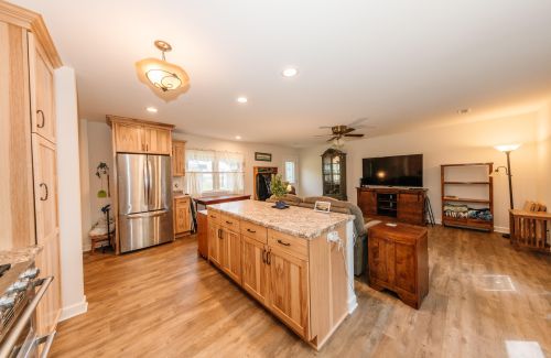 2404 River Rd, Waterford WI  53185-5071 exterior
