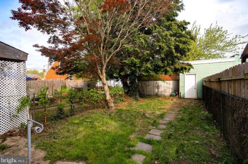 77 Liberty St, Trenton NJ  08611-2720 exterior