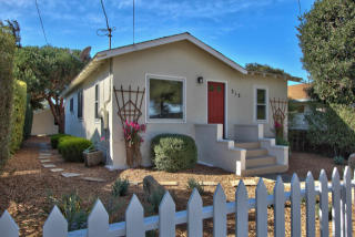 312 Del Robles Ave, Monterey, CA 93940-3716