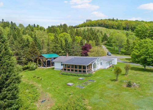 61 Scenic View Dr, Columbia NH  03576-3218 exterior