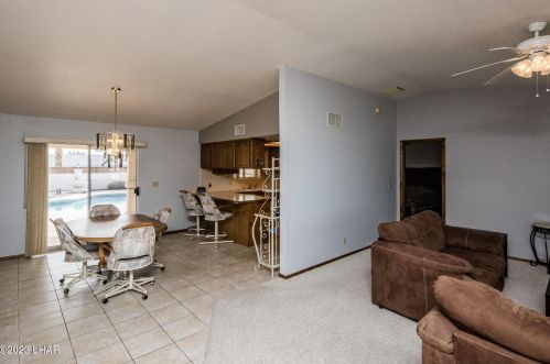 3886 Whaler Dr, Lake Havasu City AZ  86406-4302 exterior