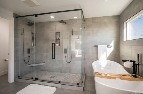 981 Bakersfield St, Pismo Beach CA  93449-2403 exterior