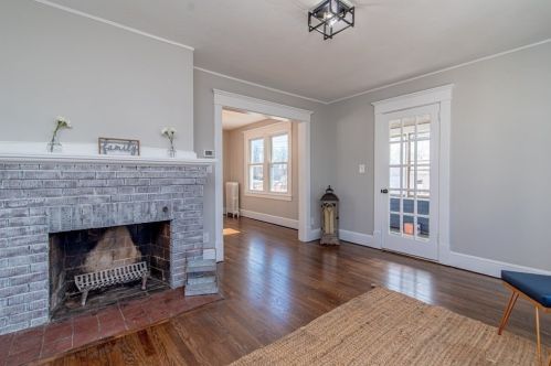 91 Wilber St, Springfield MA  01104-2527 exterior