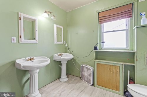 427 Columbia Ave, Lansdale PA 19446-3505 exterior