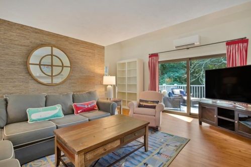 57 Landing Ln, Brewster, MA 02631-1432