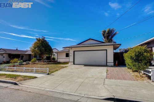 26157 Adrian Ave, Hayward, CA 94545-3001