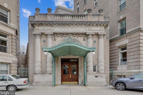 2022 Columbia Rd, Washington, DC 20009-1352