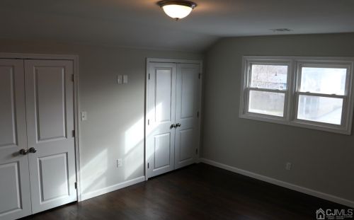 212 Freeman St, Woodbridge NJ  07095-3128 exterior