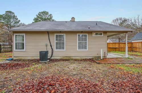 130 Chandler Dr, Ladson SC  29456-4800 exterior