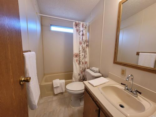 1126 Broadleaf Ln, Windsor CA  95492-9318 exterior