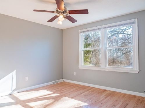 12 Time St, North Providence RI  02904-4721 exterior