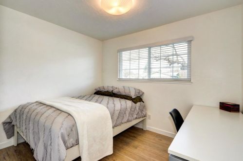 5568 Brooks Ave, Loomis CA  95650-9204 exterior