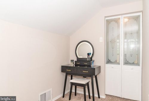 11 Orchard Ave, Blenheim NJ  08012-5361 exterior