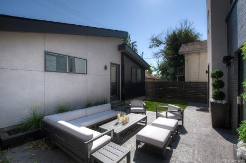 376 Gilpin St, Denver CO 80218-2523 exterior