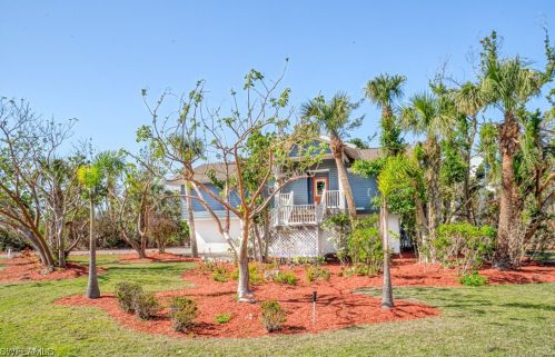 1813 Long Pt Ln, Sanibel FL 33957-2423 exterior