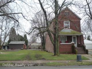 481 12th St, Campbell OH  44405-1246 exterior