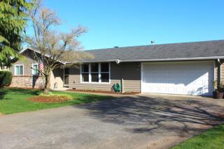 1301 Garden Cir, Lynden, WA 98264-1030