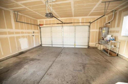 4237 Ivory Ln, Turlock CA  95382-7430 exterior