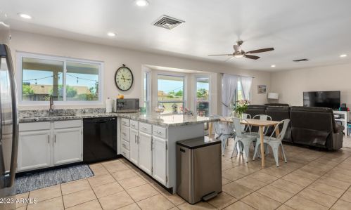 837 Grandview St, Mesa AZ 85205-4223 exterior