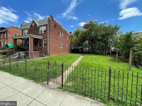 1419 Minnesota Ave, Washington DC 20020-5605 exterior