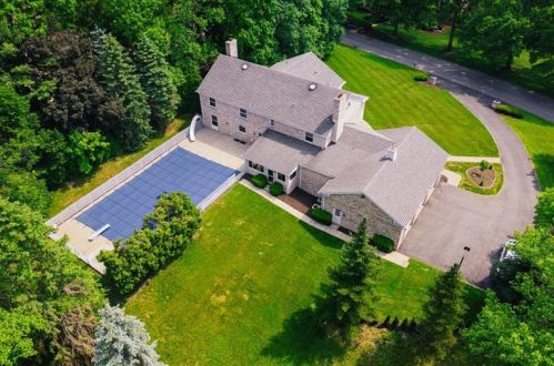 1598 Tiffany Dr, Pittsburgh, PA 15241-3232