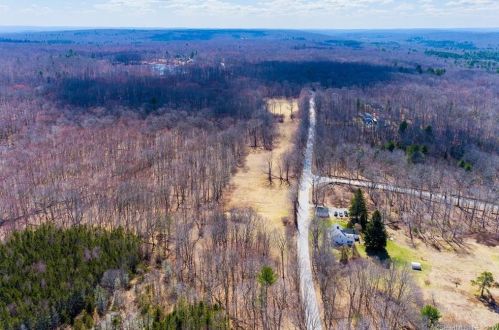 33 John Mack Rd, North Windham CT  06247-1606 exterior