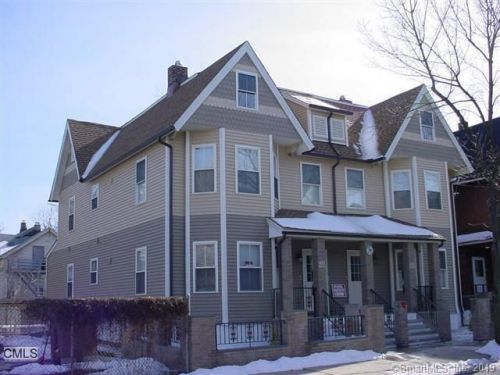 105 Austin St, Bridgeport CT  06604-5440 exterior