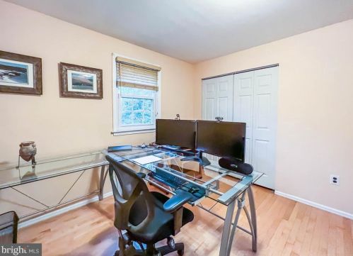 1344 Buford Dr, Yardley PA 19067-4342 exterior