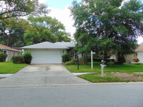 3875 Tarpon Pointe Cir, Palm Harbor, FL 34684-2438