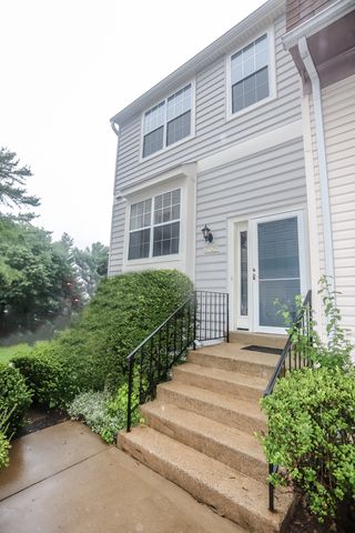10329 Bridgetown Pl, Springfield VA  22015-2847 exterior